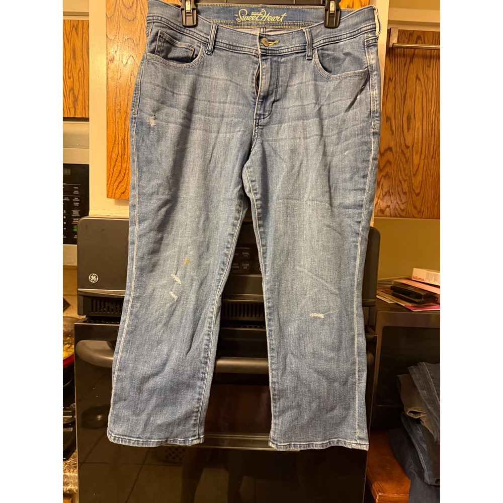 Austin Clothing Co Womens Grommet Waist Denim Capri Jeans LightWash Blue Size 12